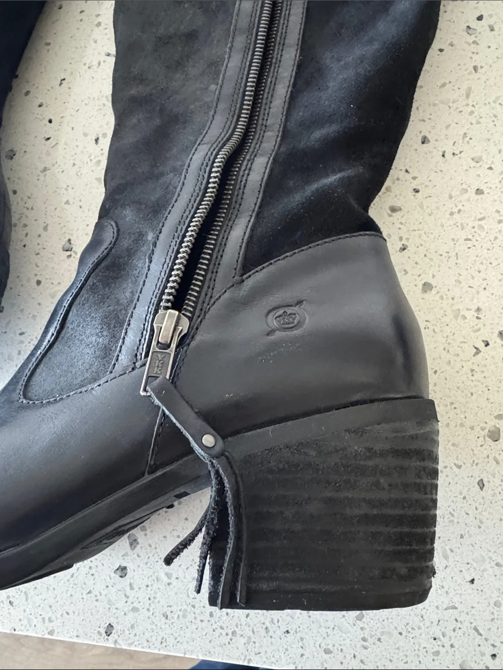 Born Black Leather & Suede Knee High Riding Boots Women's Size 9M WIDE CALF GUC